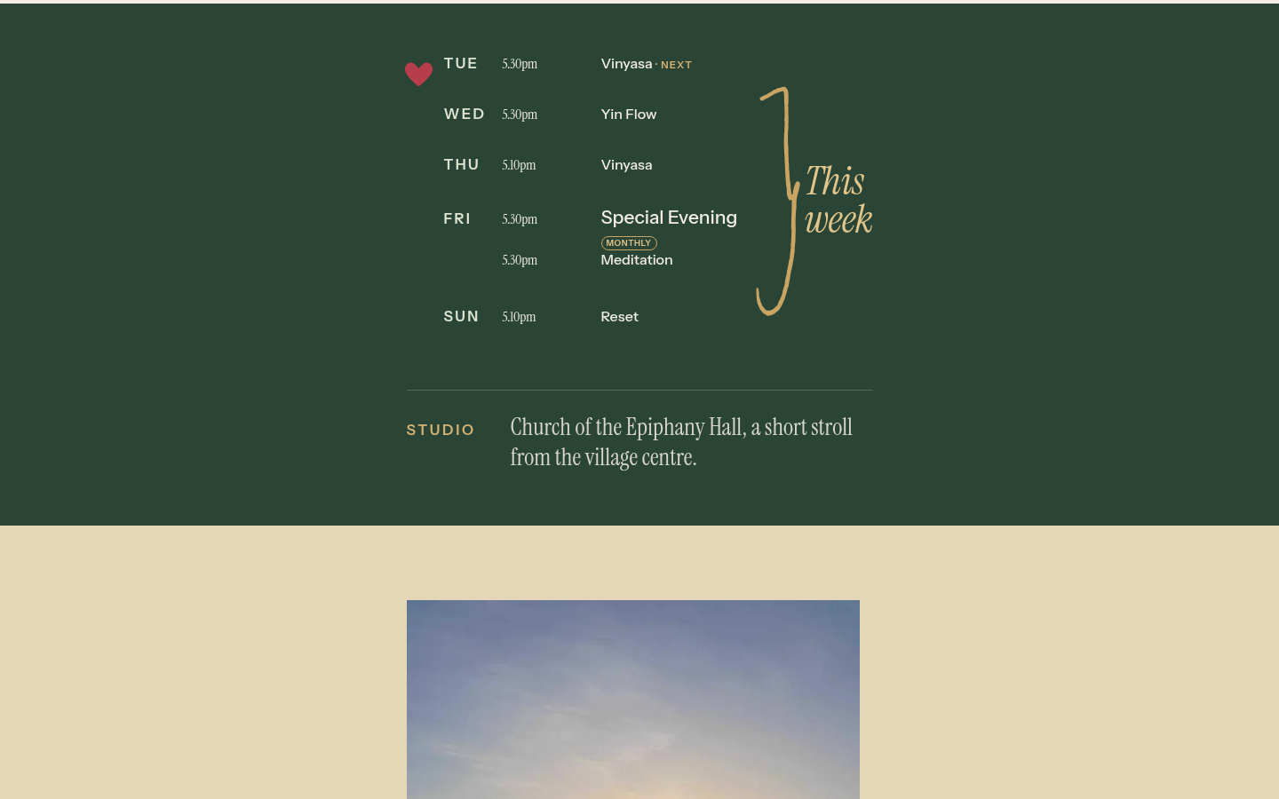Screenshot of the YogaWithJane preview site showing this week’s class schedule on a dark green band.